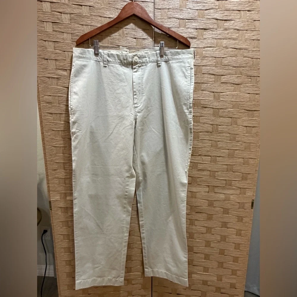 J. Crew Men’s Classic Khaki Chinos NWT 36/30 Classic Simple Business